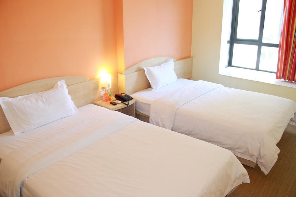 7Days Inn Dongguan Nan Chen Esterno foto